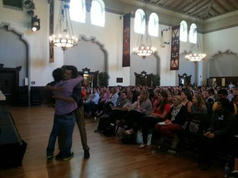 1001249_10102260774985708_1246438837_n