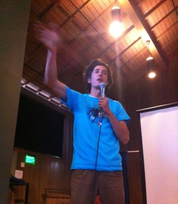 919682_500990496641856_678873419_o